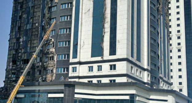 Чечня, Грозный. Башня "Олимп" после пожара 5 апреля 2013 г. Фото "Кавказского узла"