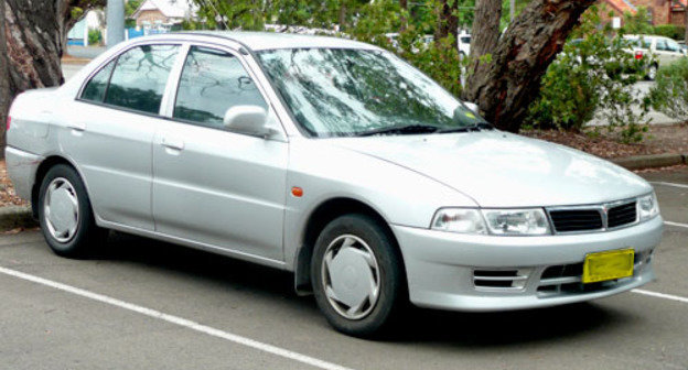Автомобиль Mitsubishi Lancer. Фото: OSX, http://en.wikipedia.org/