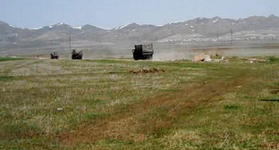 Военный полигон в окрестностях Гюмри. 8 апреля 2013 г. Фото: http://rus.azatutyun.am Военный полигон в окрестностях Гюмри. 8 апреля 2013 г. Фото: http://rus.azatutyun.am