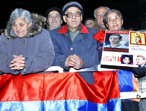 Участники митинга Армянского национального конгресса. Ереван, ноябрь 2011 г. Фото © PanARMENIAN Photo/Varo Rafaelyan