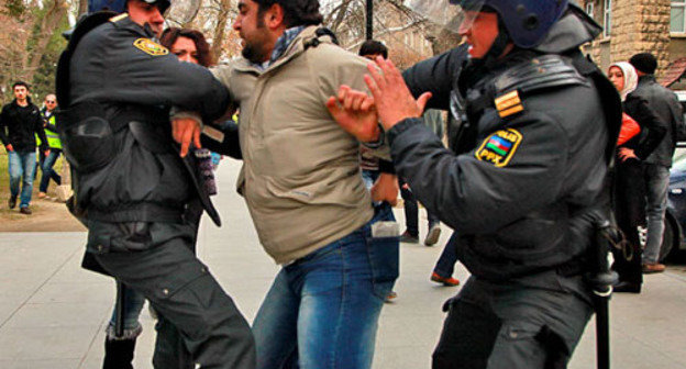 Акция протеста в поддержку жителей Исмаиллы. Баку, 26 января 2013 г. Фото Азиза Каримова для "Кавказского узла"