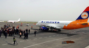 Самолет компании "Армавиа". 2011 г. Фото: http://amurpress.ru Самолет компании "Армавиа". 2011 г. Фото: http://amurpress.ru