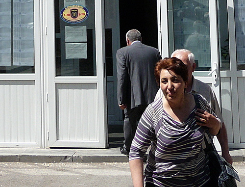 У одного из избирательных участков в день голосования на выборах в Совет старейшин Еревана. 5 мая 2013 г. Фото Армине Мартиросян для "Кавказского узла"