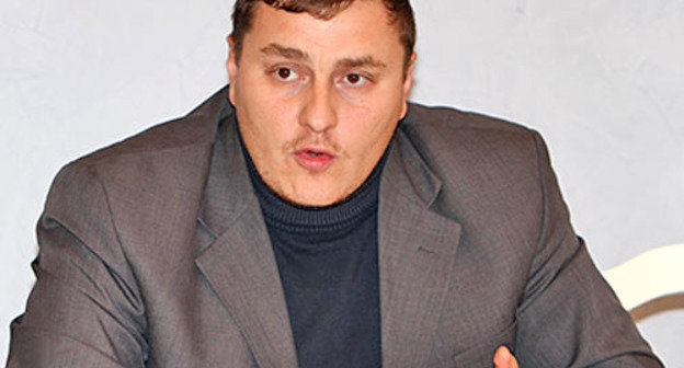 Расул Кадиев. Фото Руслана Алибекова, http://www.chernovik.net/