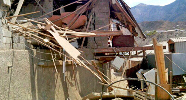 Разрушенные в ходе спецоперации дома в селении Гимры Унцукульского района Дагестана. Май 2013 г. Фото Abu Muavia для "Кавказского узла"