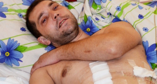 Избитый полицейским Павел Соловьев в хирургическом отделении городской больницы № 3 в Хосте. 15 мая 2013 г. Фото Светланы Кравченко для "Кавказского узла"