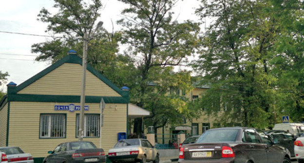 Здание школы № 17 в Грозном. Чечня, 18 мая 2013 г. Фото "Кавказского узла" 