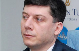 Пресс-секретарь партии "Наследие" Овсеп Хуршудян. Фото: http://www.aravot.am