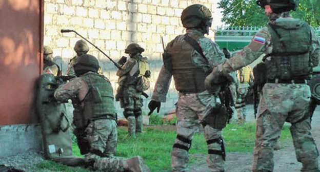 Спецоперация в Назрани. 21 мая 2013 г. Фото http://nac.gov.ru/