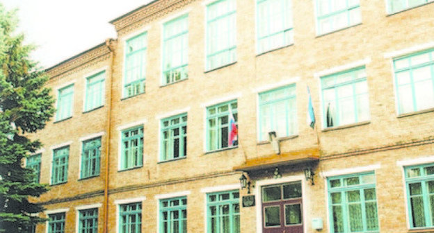 Школа станицы Екатериноградской Прохладненского района КБР. Фото http://www.region-07.ru/