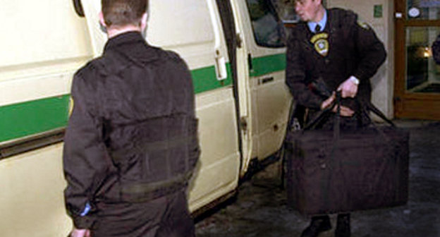 Инкассаторы. Фото: www.ikirov.ru