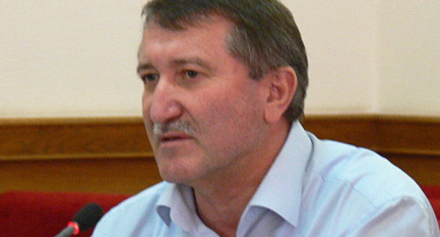 Баганд Магомедов на пресс-конференции, состоявшейся в администрации Махачкалы 5 июня 2013 г. Фото Патимат Махмудовой для "Кавказского узла"