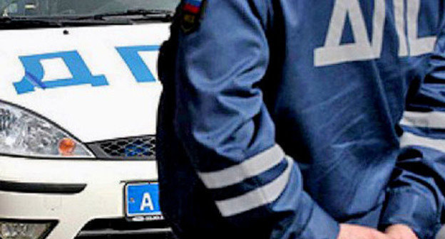 Сотрудник ДПС. Фото http://07kbr.ru/