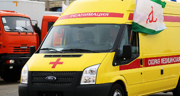 Новый автомобиль скорой помощи. Ингушетия, Магас, 10 июня 2013 г. Фото: http://www.ingushetia.ru