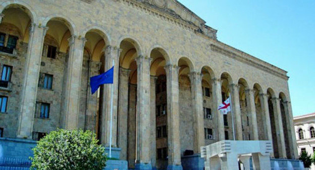 Парламент Грузии. Фото http://aheku.org/