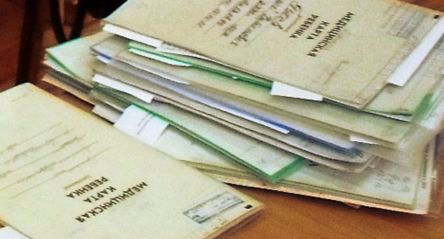 Медицинские карты детей. Фото: http://detsad78.ru