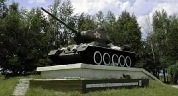 Воинский мемориал героям-танкистам Великой Отечественной войны "Танк Т-34", Ставрополь. Фото: http://wikimapia.org/