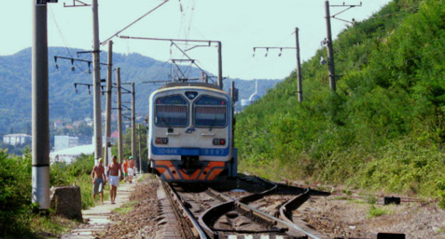 Краснодарский край, железнодорожный перегон Шепси-Туапсе. Фото: Алексей Тихомиров, http://railway.clan.su 