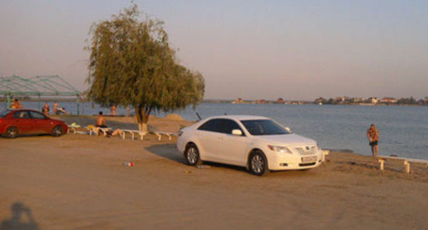 Ростовская область, Батайск, пляж на берегу озера Соленого. Фото: Skinny, http://rubinultras.ru