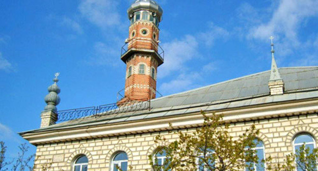 Мечеть в Хасавюрте, Дагестан. Фото: Aleksandr Sikora, http://www.odnoselchane.ru/