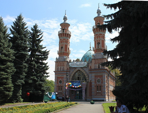 Суннитская мечеть Владикавказа 8 августа 2013 г. Фото Эммы Марзоевой для "Кавказского узла"