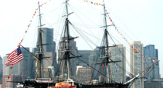 Бостонская бухте Массачусетского залива. Фото: U.S. Coast Guard photo by Public Affairs Specialist 3rd Class Kelly Newlin, http://commons.wikimedia.org/