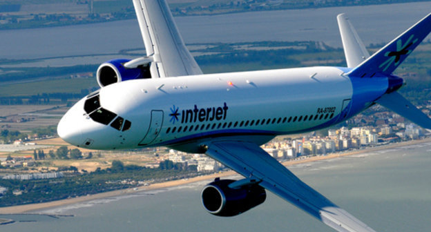 Самолет Sukhoi SuperJet 100. Фото пресс-службы ЗАО “Гражданские самолеты Сухого”, http://superjet100.info