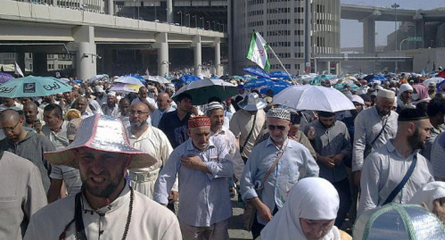 Паломники в долине Мина, Саудовская Аравия, 2011 г. Фото: Anceranana, http://commons.wikimedia.org/wiki/File:Джамарат.jpg