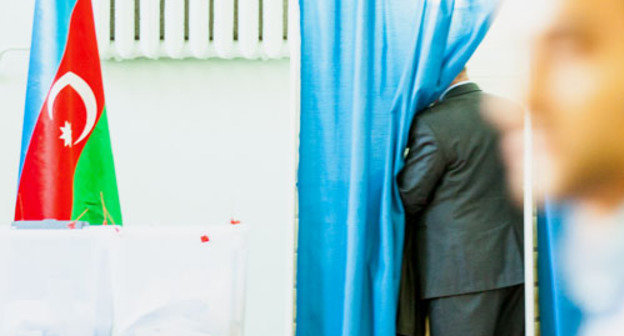 Выборы президента Азербайджана. Баку, 9 октября 2013 г. Фото Азиза Каримова для "Кавказского узла"