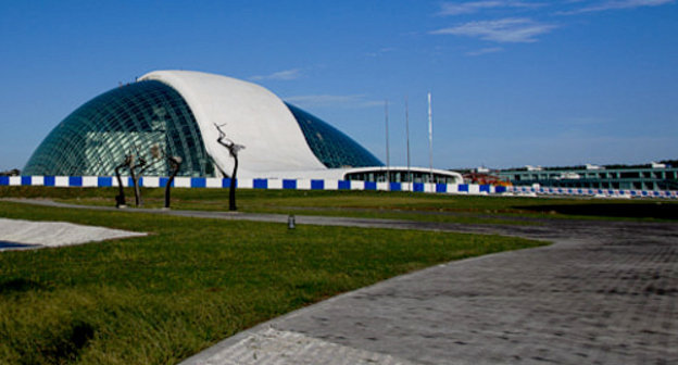 Здание парламента Грузии в Кутаиси. Фото: oleg@chirva.net, chirva.su/astrolabe.su