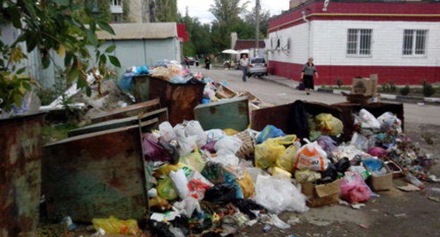 Батайск, улица Луначарского, 17 сентября 2013 г. Фото: destric, http://bataysk-gorod.ru/Gnovosti.html