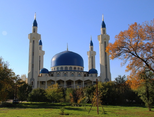 Соборная мечеть в Майкопе, Адыгея, 12 октября 2013 г. Фото Олега Чалого для "Кавказского узла"