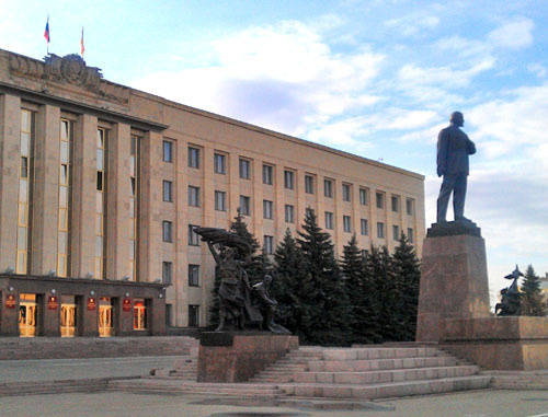 Площадь Ленина в Ставрополе. Фото: Ален Катин, http://commons.wikimedia.org/