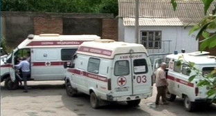 У Центральной городской больницы Хасавюрта. Фото: http://newsdagestan.ru У Центральной городской больницы Хасавюрта. Фото: http://newsdagestan.ru