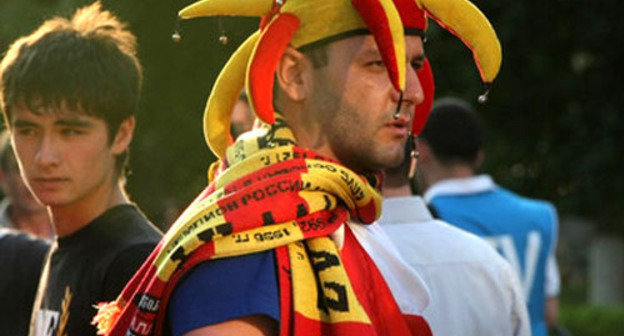 Фанаты футбольного клуба "Алании". Фото: fc-alania.ru