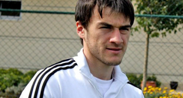 Защитник и капитан "Терека" Ризван Уциев. Фото http://old.fc-terek.ru/