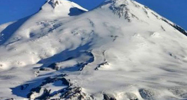 Гора Эльбрус, КБР. Фото http://president-kbr.ru/