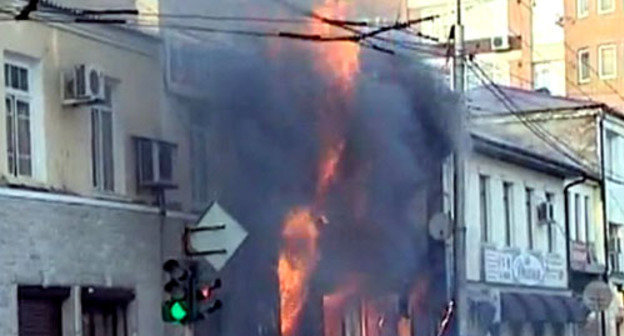 На месте взрывов в центре Махачкалы. Дагестан, 30 октября 2013 г. Фото http://nac.gov.ru/