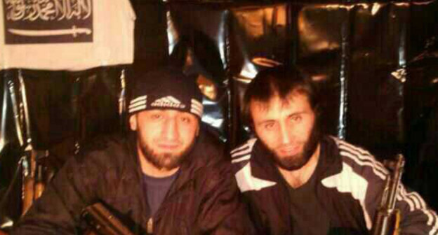 Фото боевиков в информационном сообщении НАК от 4 ноября 2013 г. о ликвидации группы участников незаконных вооруженных формирований в Лакском районе Дагестана, http://nac.gov.ru/nakmessage/2013/11/05/v-dagestane-v-khode-boekontakta-neitralizovan-glavar-i-dvoe-banditov-tn-levash.html  