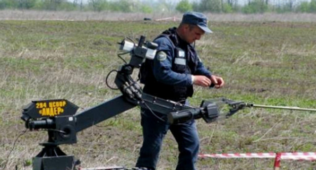 Разминирование в Чечне. 2012 г. Фото пресс-службы МЧС РФ, http://www.mchs.gov.ru