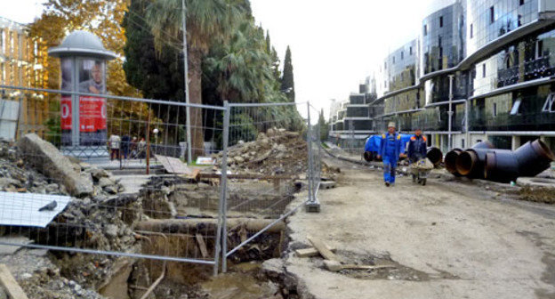 Реконструкция улицы Навагинской. Сочи, 1 ноября 2013 г. Фото Светланы Кравченко для "Кавказского узла"