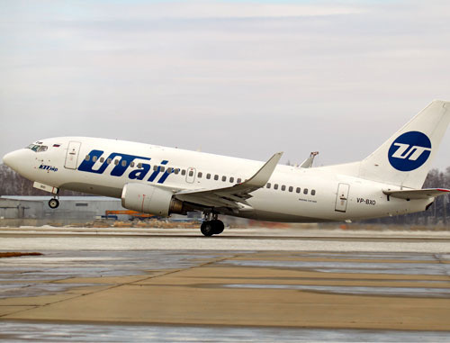 Самолет Boeing 737-500 авиакомпании UTair. Фото: Dmitry Karpezo, http://ru.m.wikipedia.org/