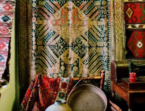 Старинные карабахские ковры в Музее антикварных ковров. Нагорный Карабах, город Шуши, 18 июля 2013 г. Фото Алвард Григорян для "Кавказского узла"