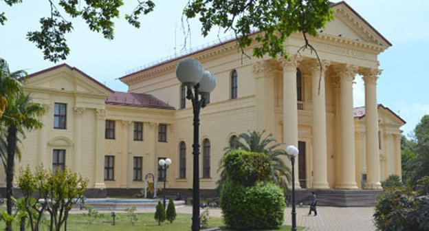 Здание Художественного музея Сочи на Курортном проспекте. Фото Светланы Кравченко для "Кавказского узла"