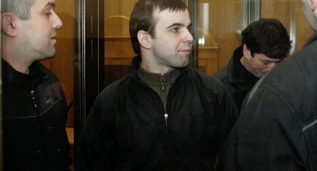 Обвиняемые в подрыве "Невского экспресса" в зале Тверского областного суда 27 января 2012 г. Фото Татьяны Гантимуровой для "Кавказского узла"