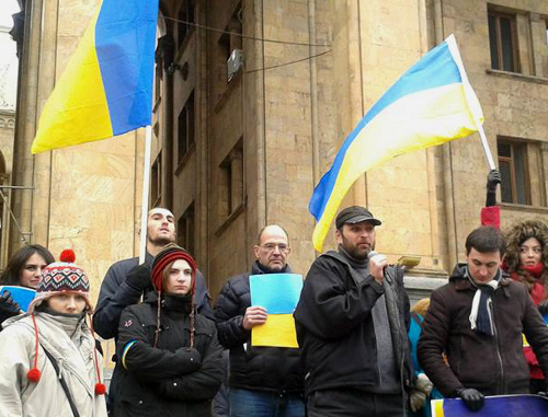 Тбилиси, 8 декабря 2013 г. участники митинга в поддержку евроинтеграции Украины. Фото Валентина Задорожного, https://www.facebook.com/sasha.zadorojni/media_set?set=a.286901571370697.70633.100001525701106&type=3