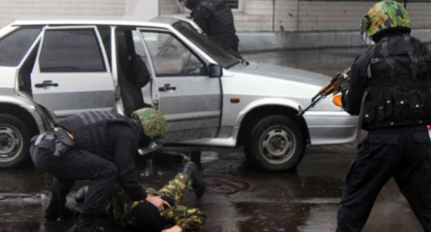 Учения на базе ЦСН  ГУ МВД России по г. Москве - задержание вооруженых преступников. 2013 г. Фото: Отдел информации и общественных связей ЦСН ГУ МВД России по г. Москве, petrovka38.ru