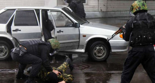 Учения на базе ЦСН  ГУ МВД России по г. Москве - задержание вооруженых преступников. 2013 г. Фото: Отдел информации и общественных связей ЦСН ГУ МВД России по г. Москве, petrovka38.ru