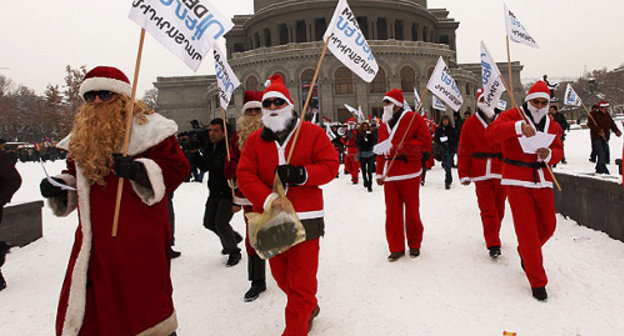 Акция протеста против закона "об обязательной накопительной пенсионной системе". Ереван, 14 декабря 2013 г. Фото: © PanARMENIAN Photo/Tigran Mehrabyan