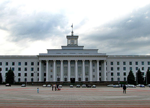 Дом правительства Кабардино-Балкарии. Фото: Angela_Toidze, Flickr.Com